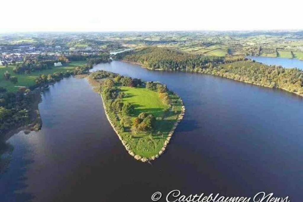 Glenmount Castleblayney Villa Exterior photo